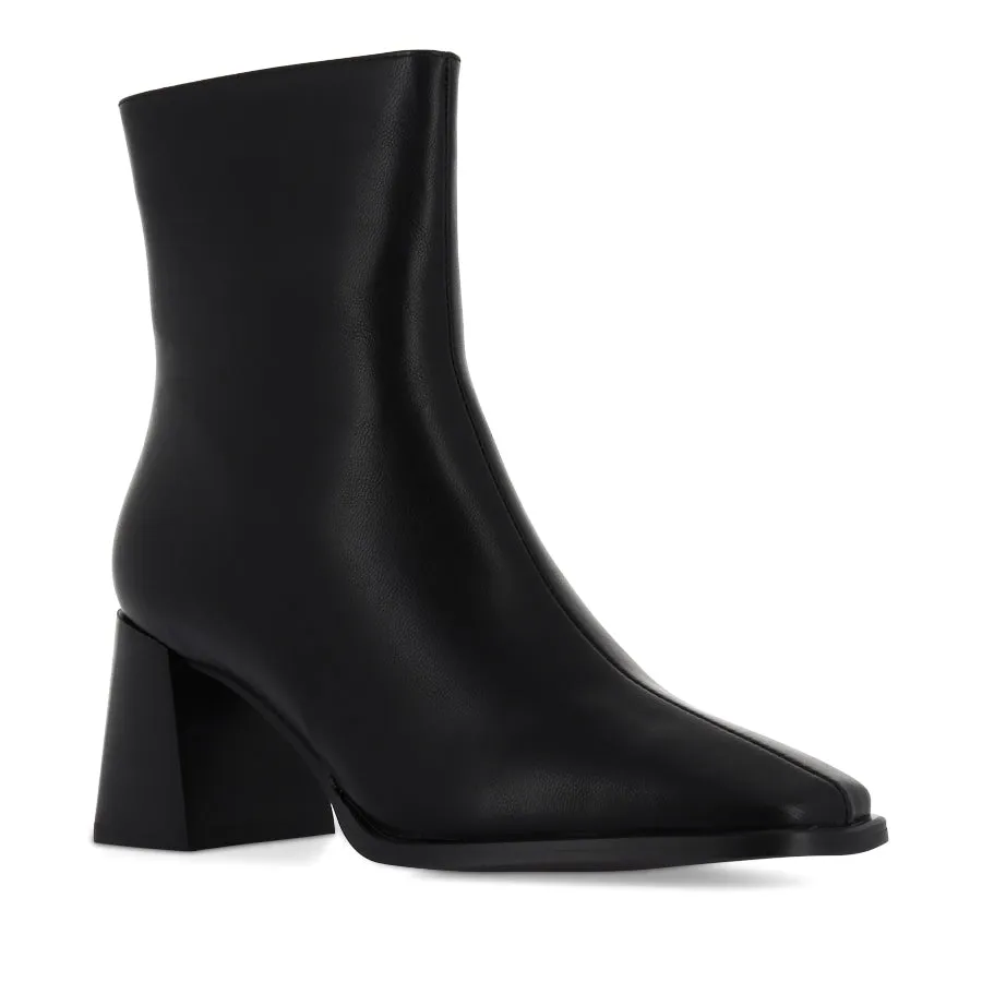 ALANIA - BLACK