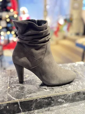 Andes Heeled Boot In Grey