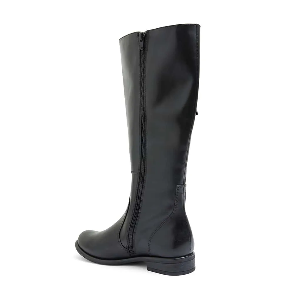 Bachelor Boot in Black Leather