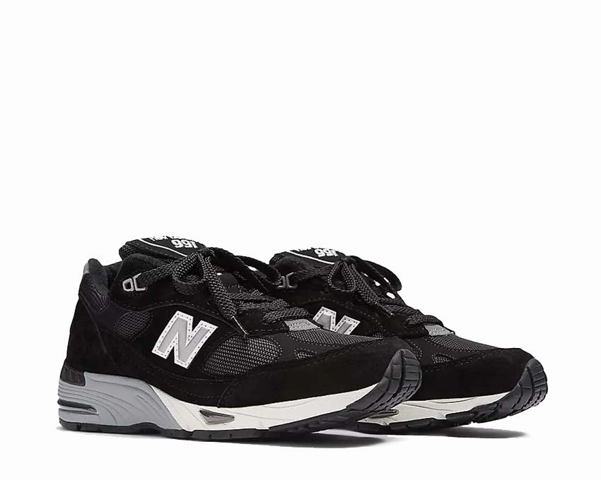 Versatile Everyday Style New Balance 991 Made in UK "Black Silver" Detachable Strap