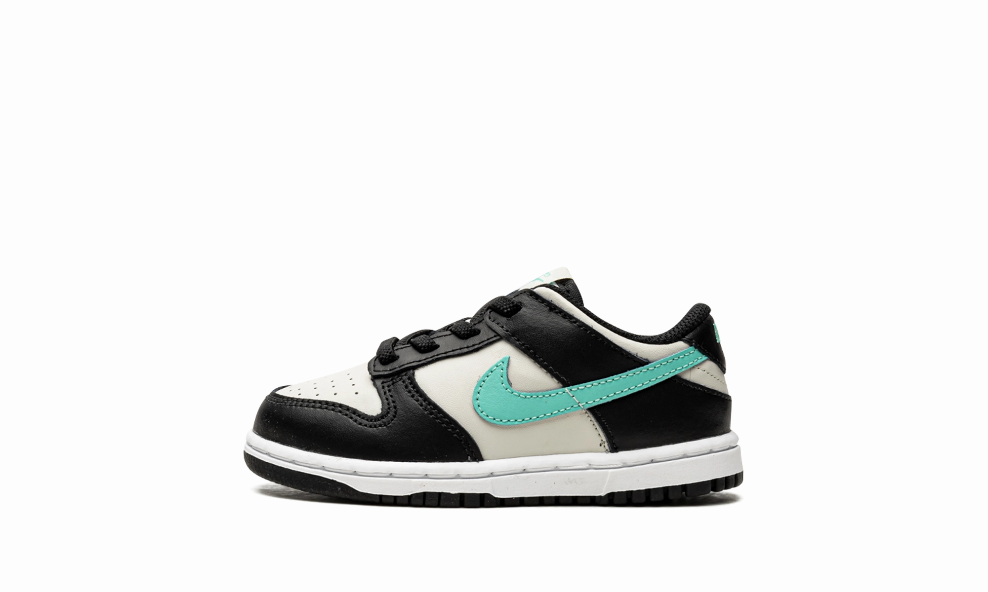 Bestseller recommendation Dunk Low TD "Tropical Twist" Secure Pocket Wear It Anywhere