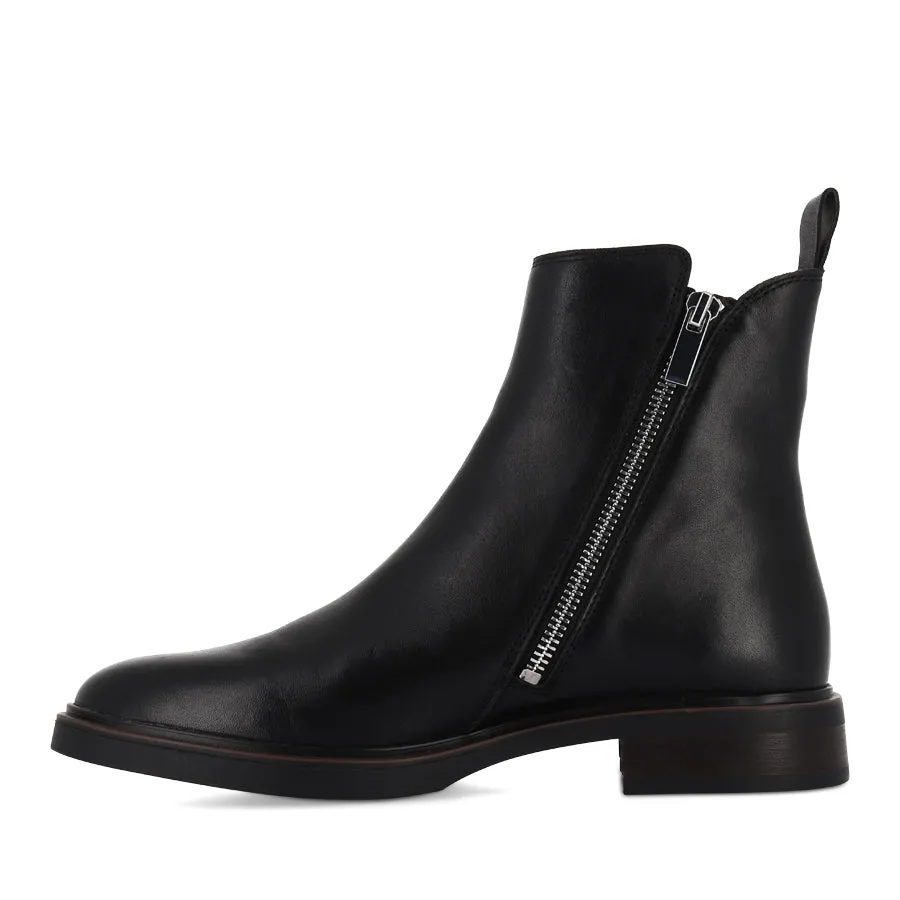 BLAINE - BLACK LEATHER