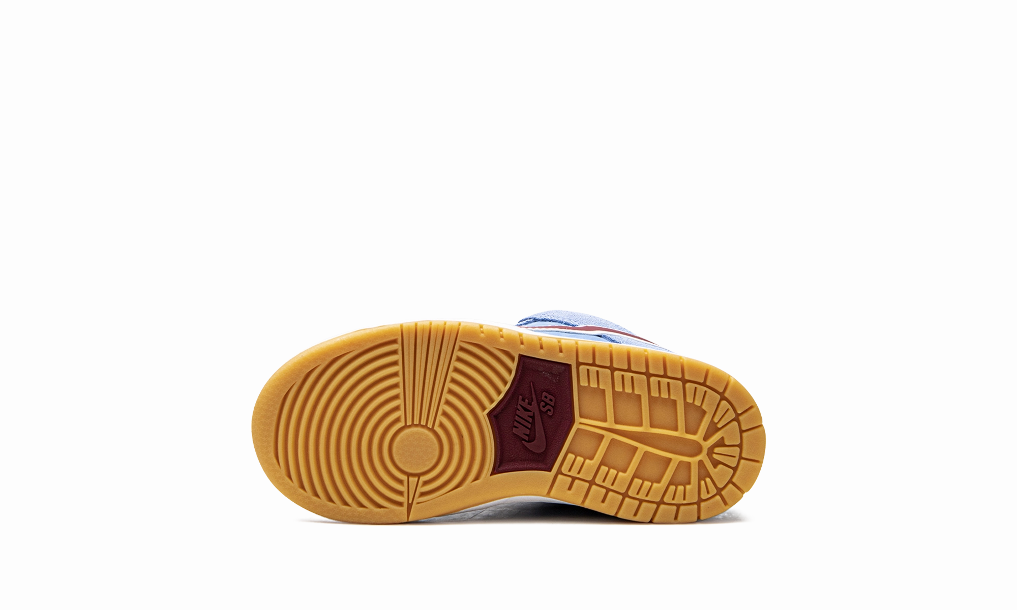 Upgrade Your Essentials, Buy Now, Stylishly Engineered SB Dunk Low Pro (TD) "Phillies"