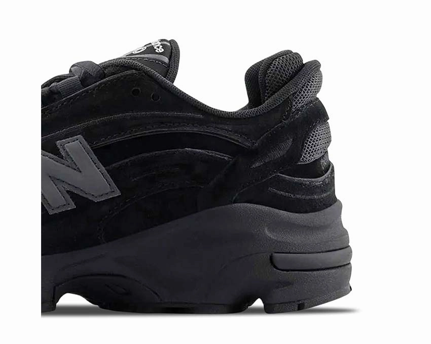 Now Trending New Balance 1000 "Black"
