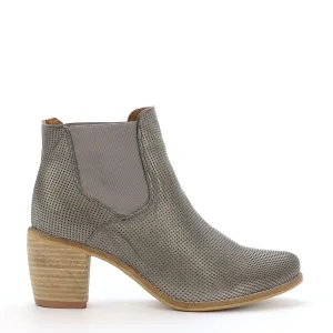 Cinda Heeled Ankle Boots