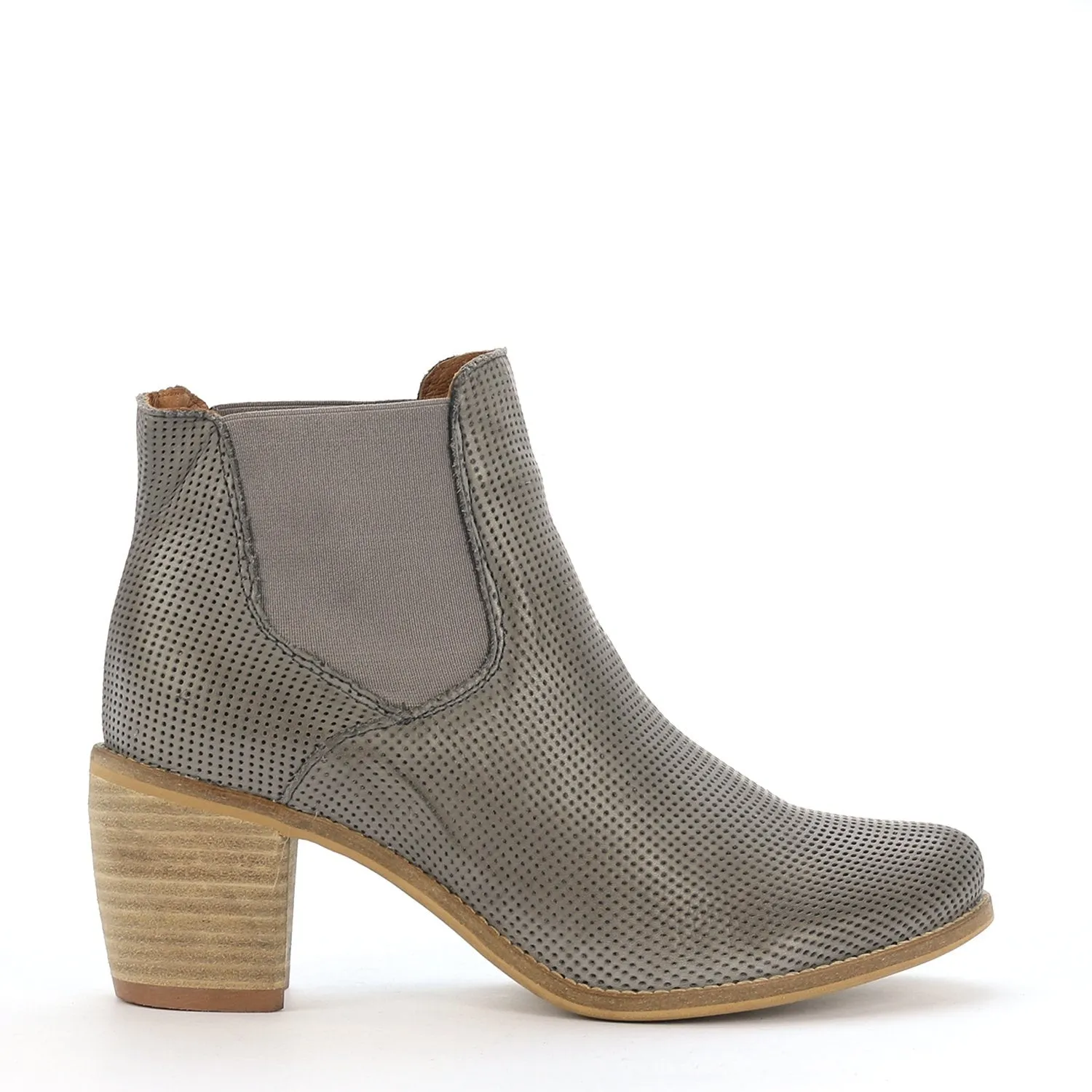 Cinda Heeled Ankle Boots