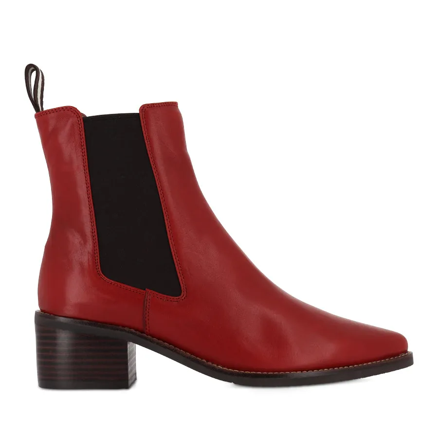 DAILY - RED WAXY LEATHER