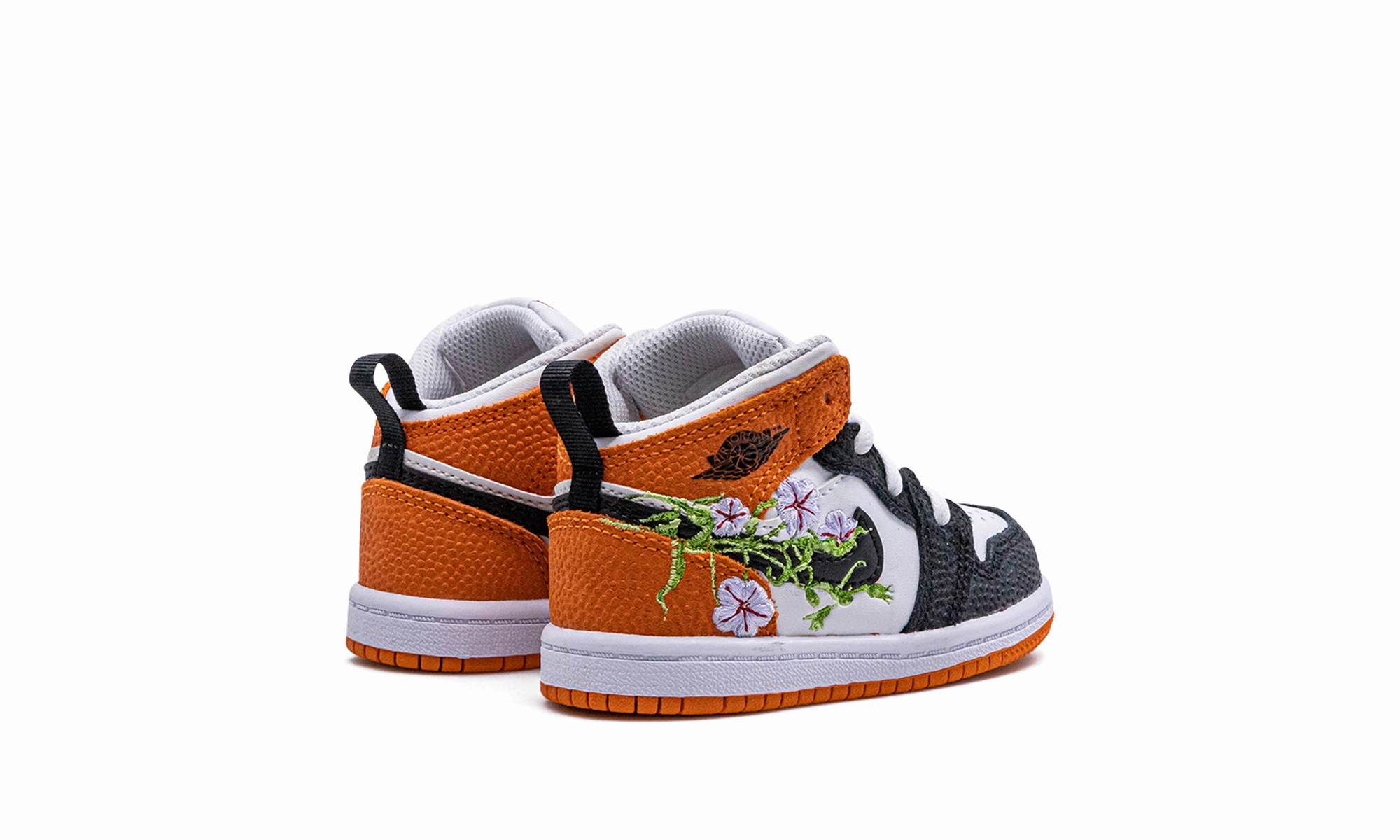 Air Jordan 1 Mid SE TD "Blossom" Discover More