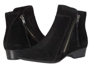 Delilah - Black Suede