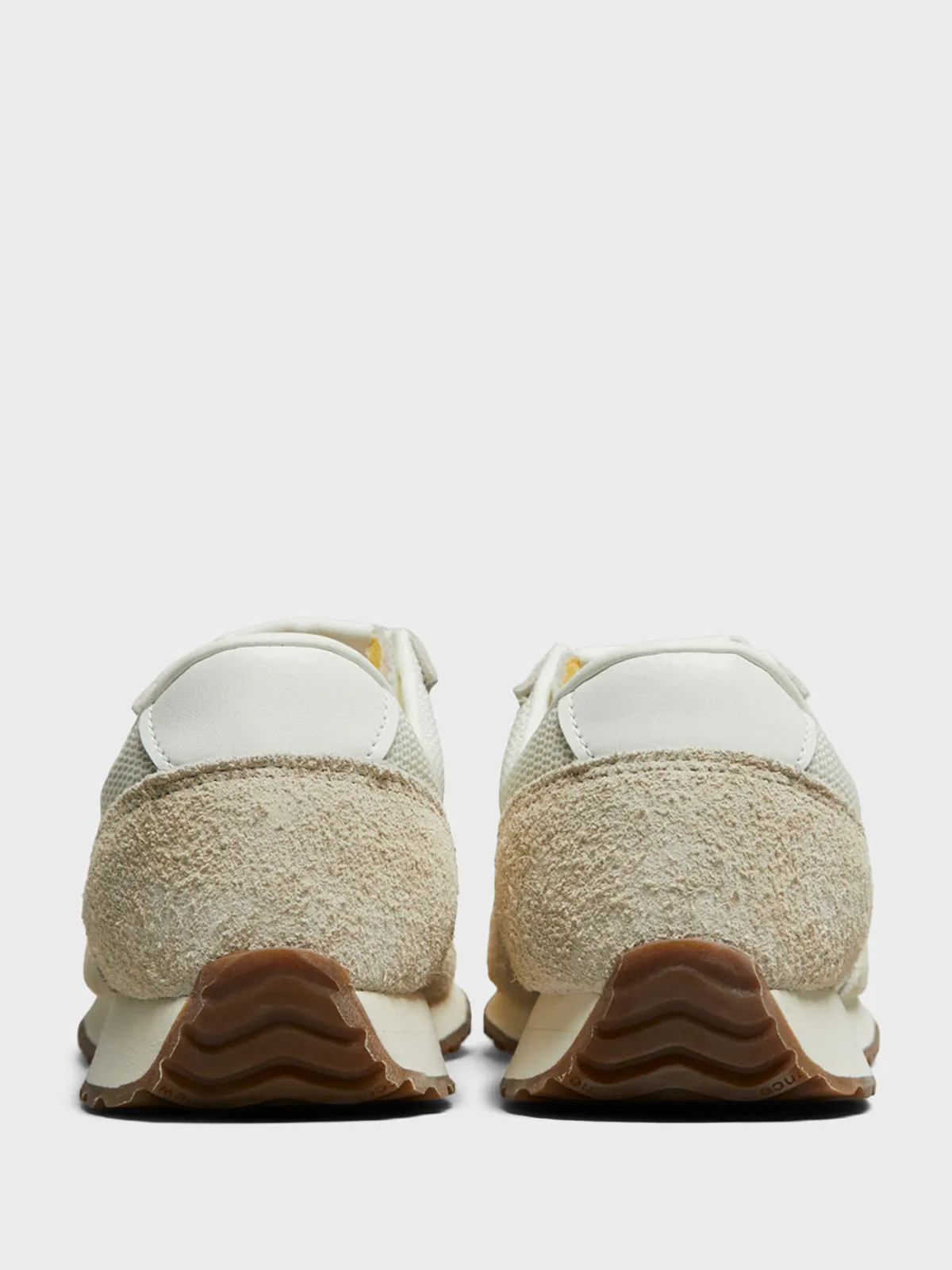 471 Sneakers in Timberwolf, Angora and Dusk Shower Popular Choice, Bold And Unique, High-End