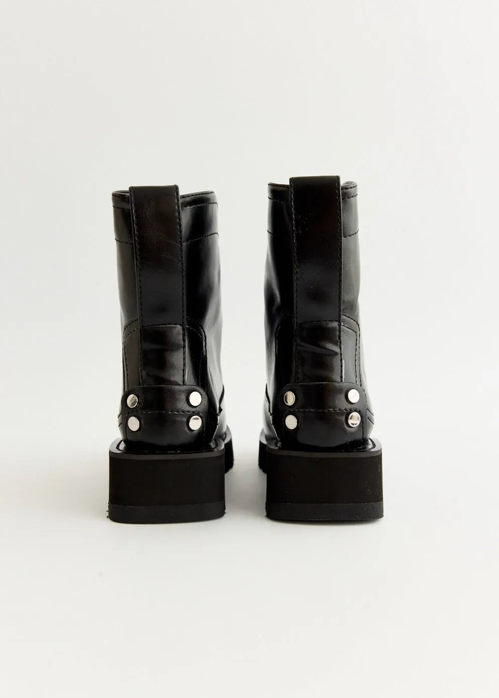 Elevate Every Day Studs Low Boots Yellow Beach Tote