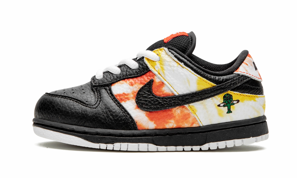 Energy-efficient discount SB Dunk Low QS (TD) "Tie-Dye Rayguns 2019 - Black" Professional Quality Perfect For All Seasons