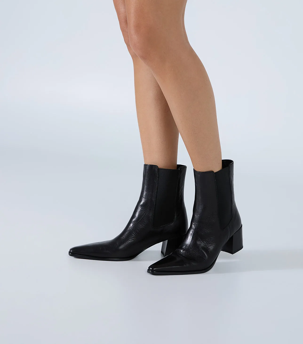 Eryn Black Vintage