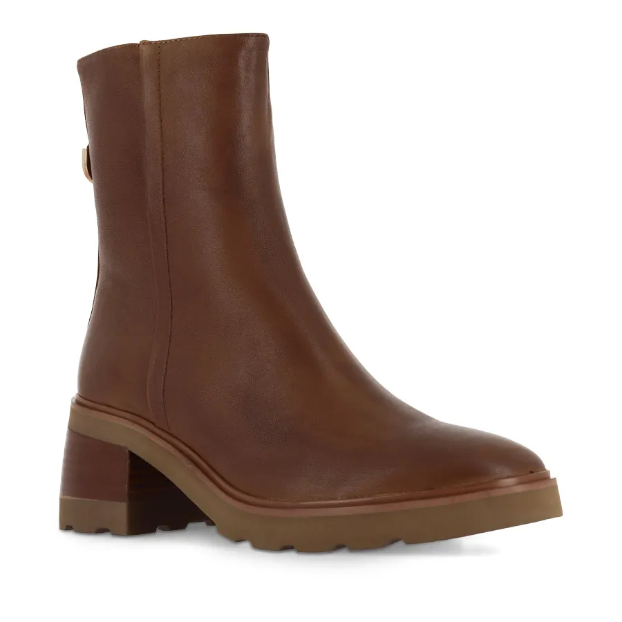 FINLEY - BRANDY LEATHER