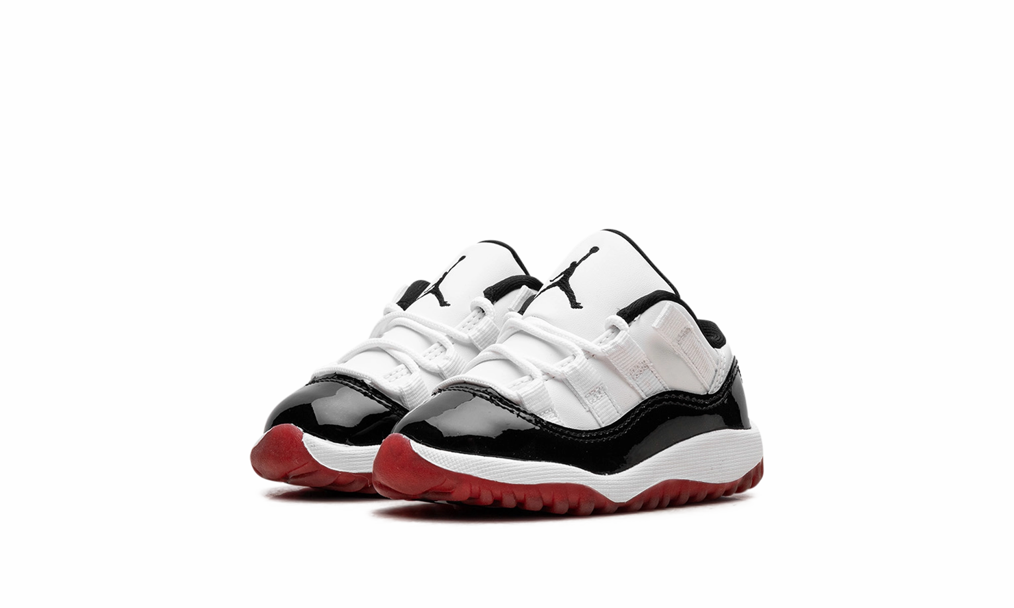 Metallic Leather Air Jordan 11 Retro Low TD "Concord Bred" Upgrade Your Essentials