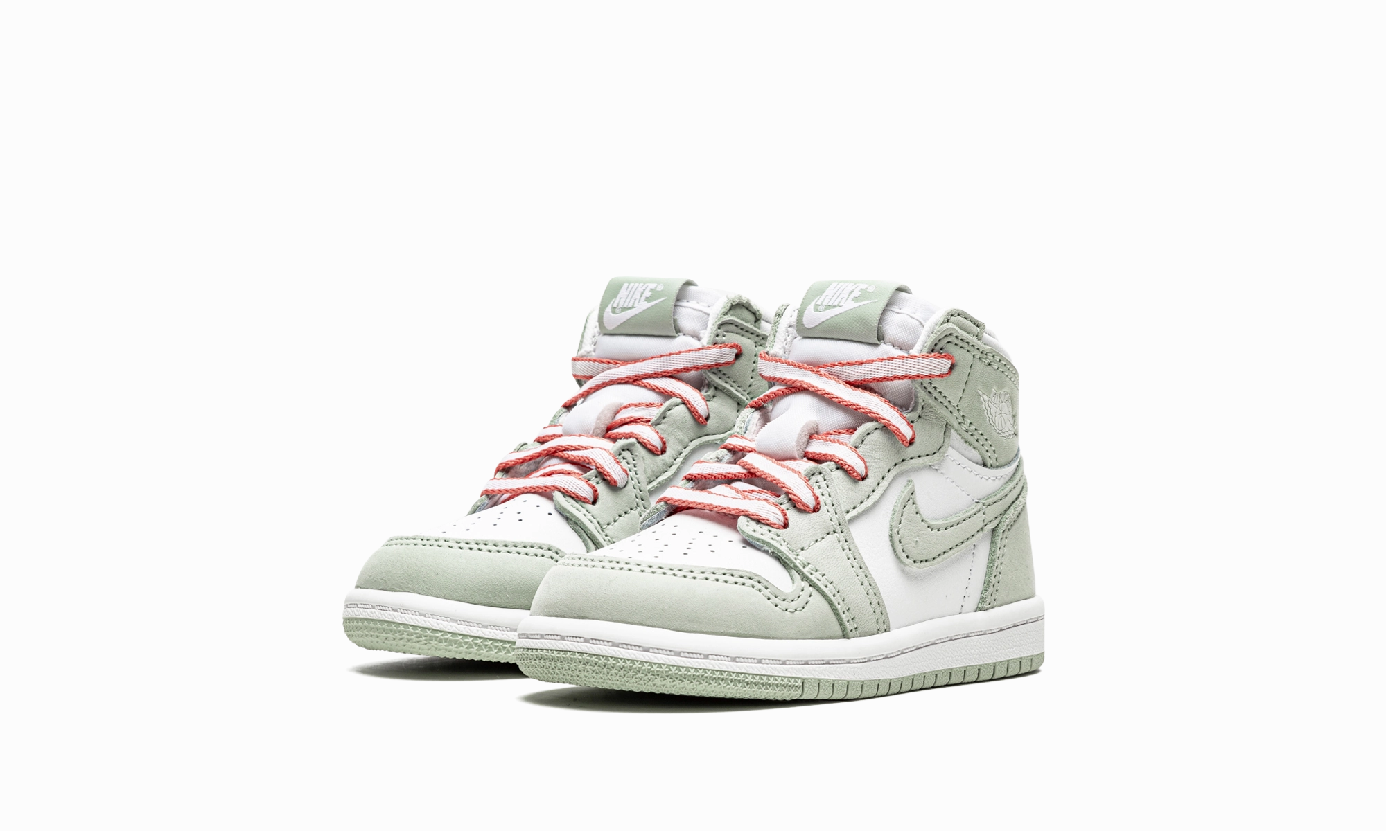 One Click Away, Shop The Look, Stylish Yet Functional Air Jordan 1 Retro High OG TD "Seafoam"