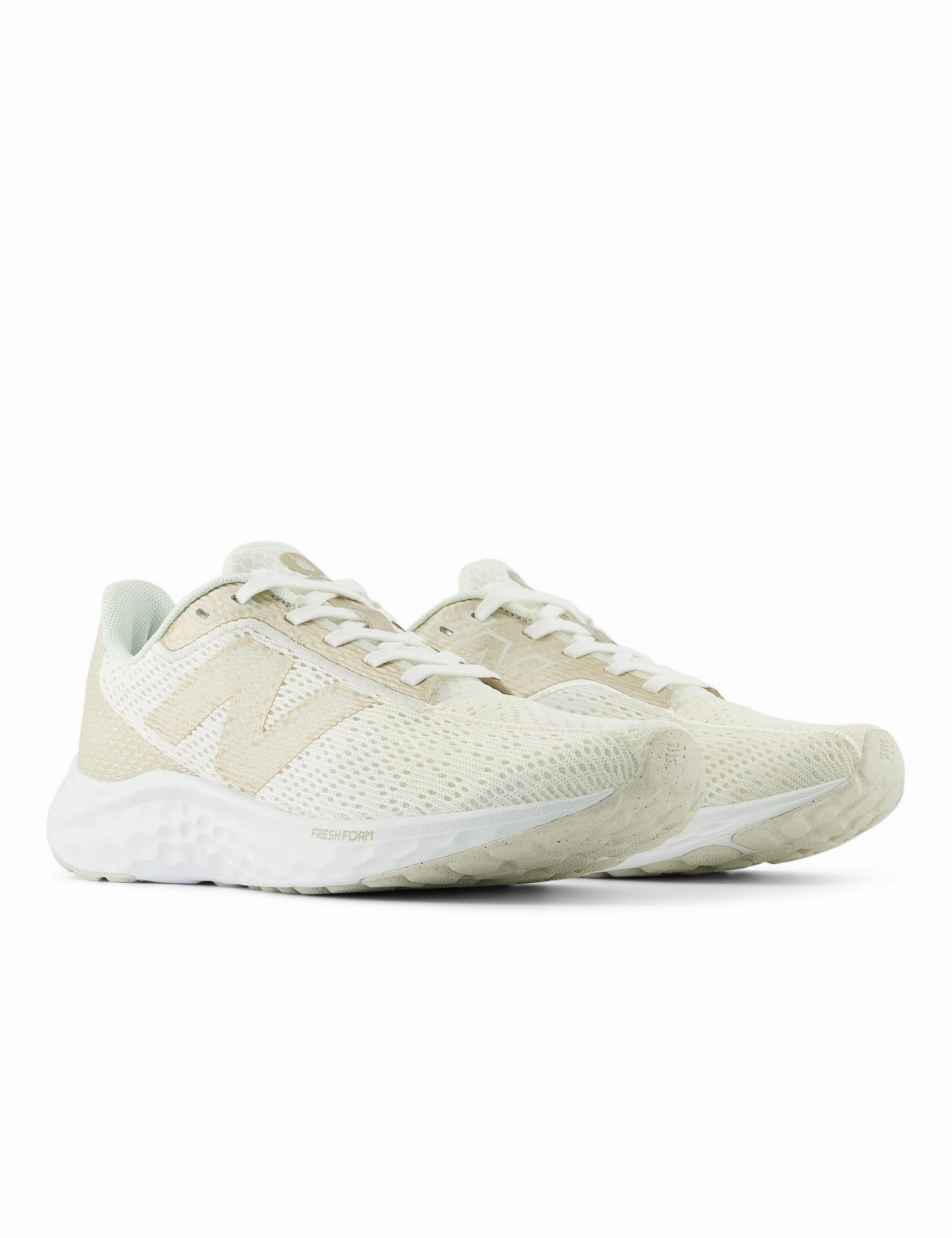 Made For Adventure Fresh Foam Arishi v4 - Sea Salt Your Perfect Fit