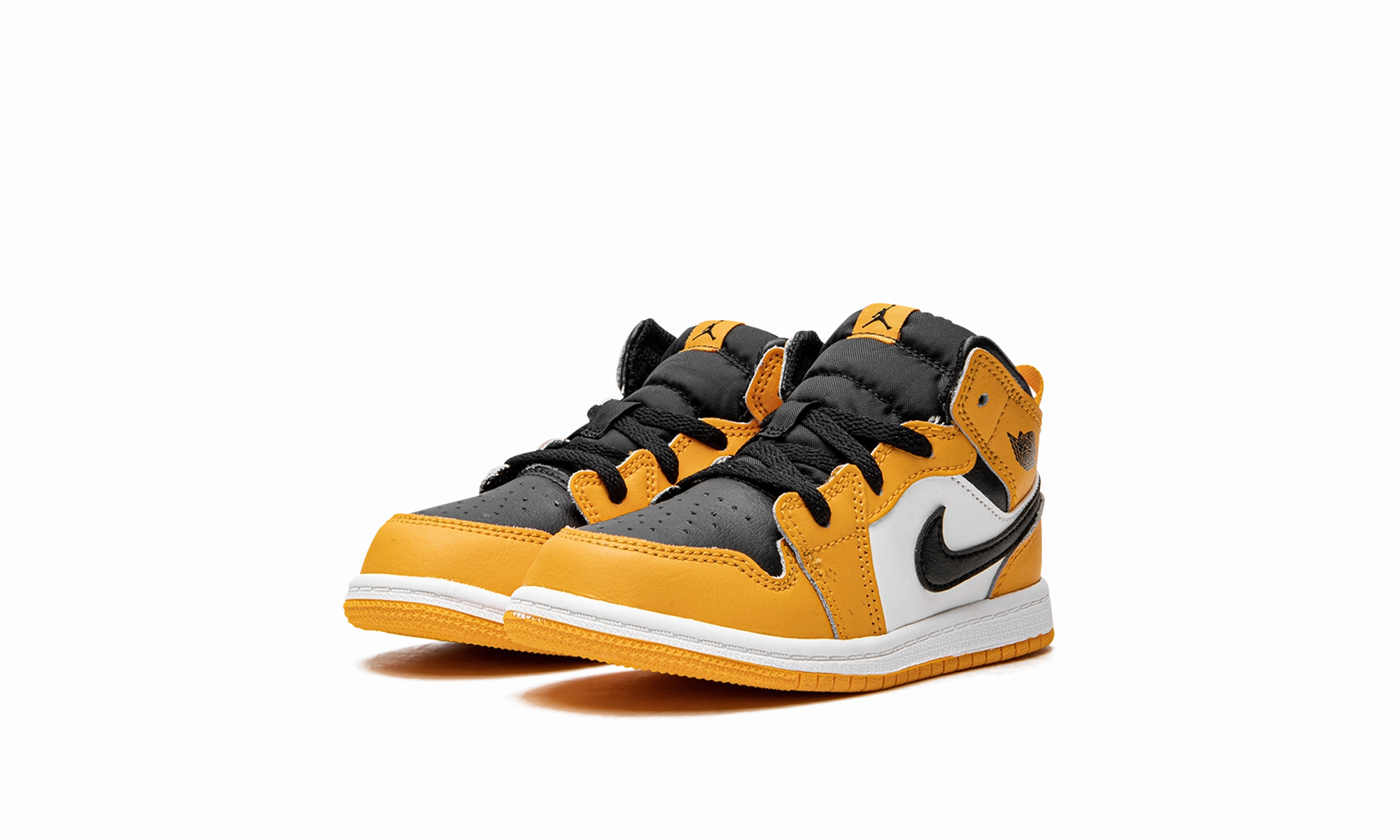 Jordan 1 Mid TD "Taxi" Looks That Wow, Felt, Top Seller This Week