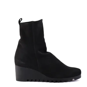LARAZO Black Suede
