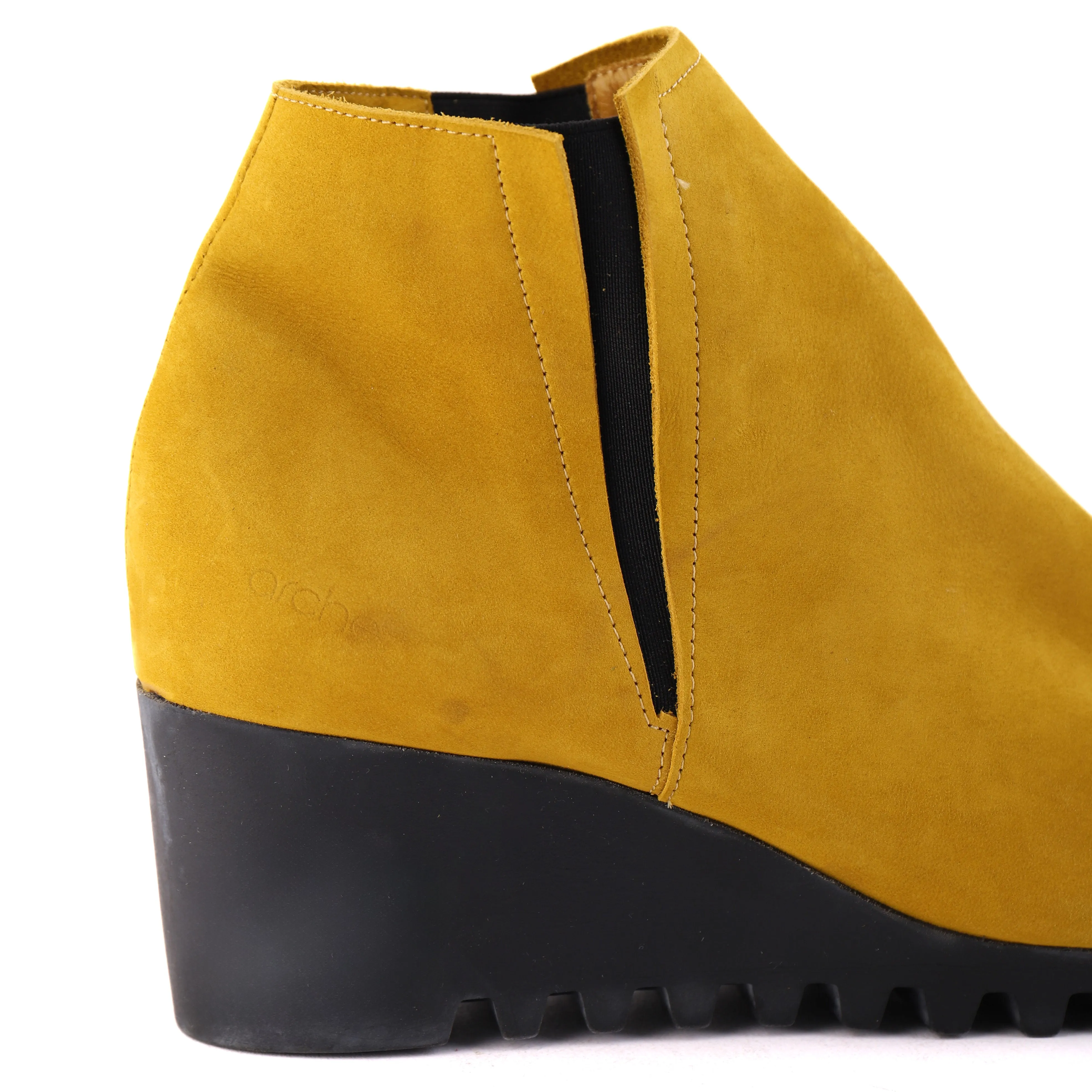 LARKYA Cumin Nubuck