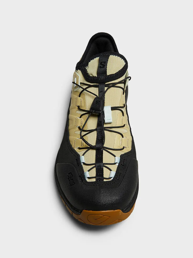Space-Saving, Polished Details, Metallic Gold Evening Bag Alpinway Advanced Sneakers in Pale Olive Green, Black and Ice Flow
