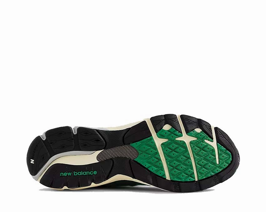 Handbag With Multiple Pockets, Unmatched Performance New Balance 990 Made in USA "Green"