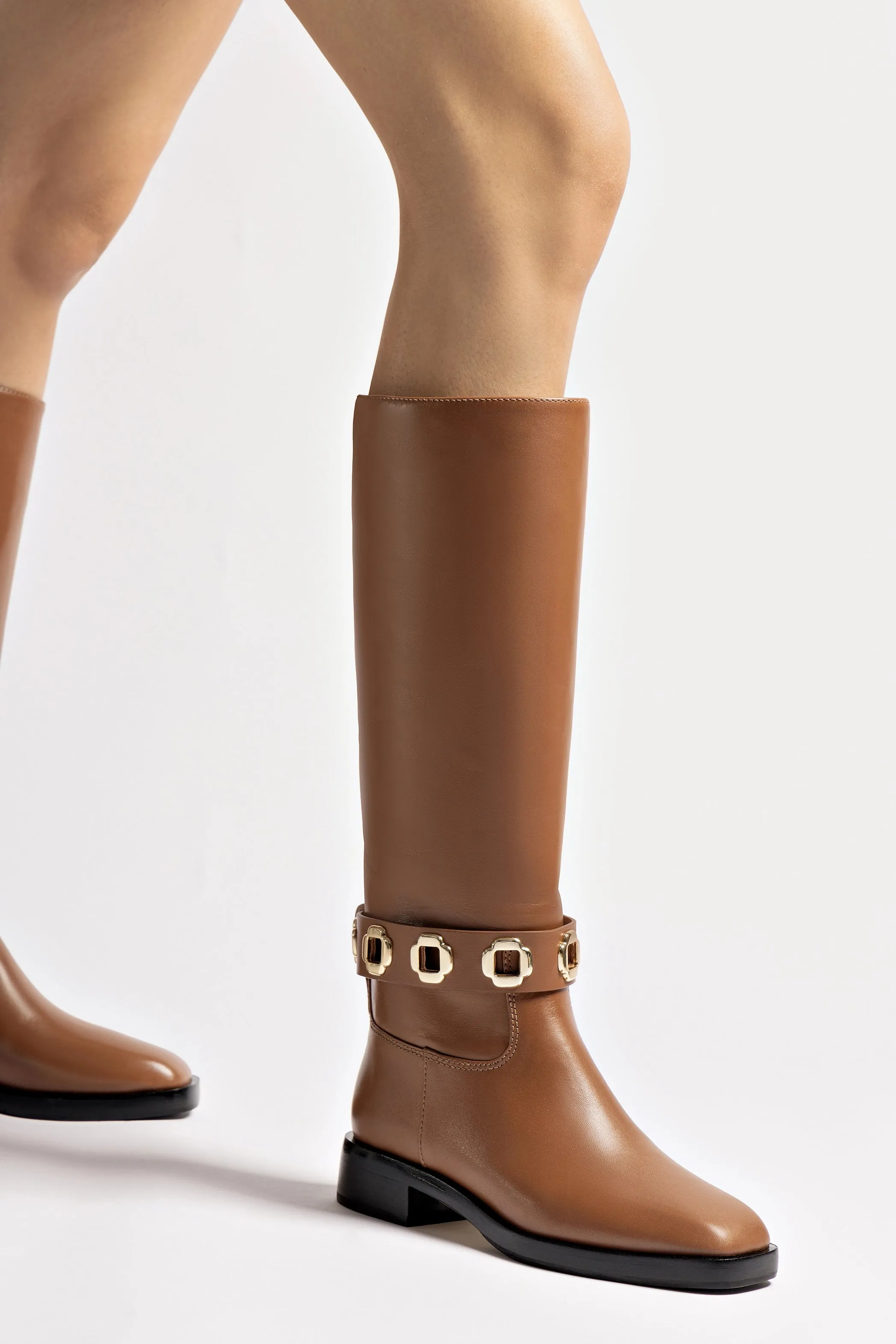 Milan Flat Boot In Caramel Leather