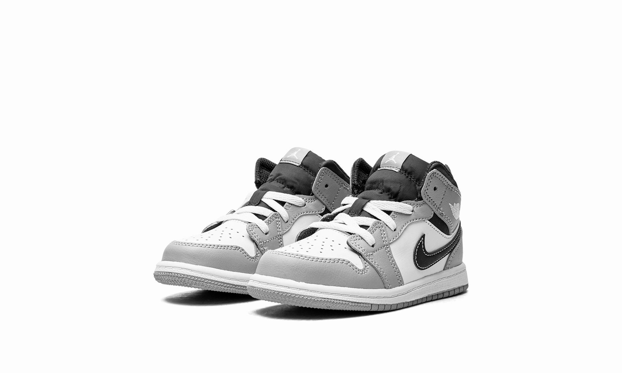 Pick Your Favorite JORDAN 1 Mid TD "Light Smoke Grey" Fit For The Gym