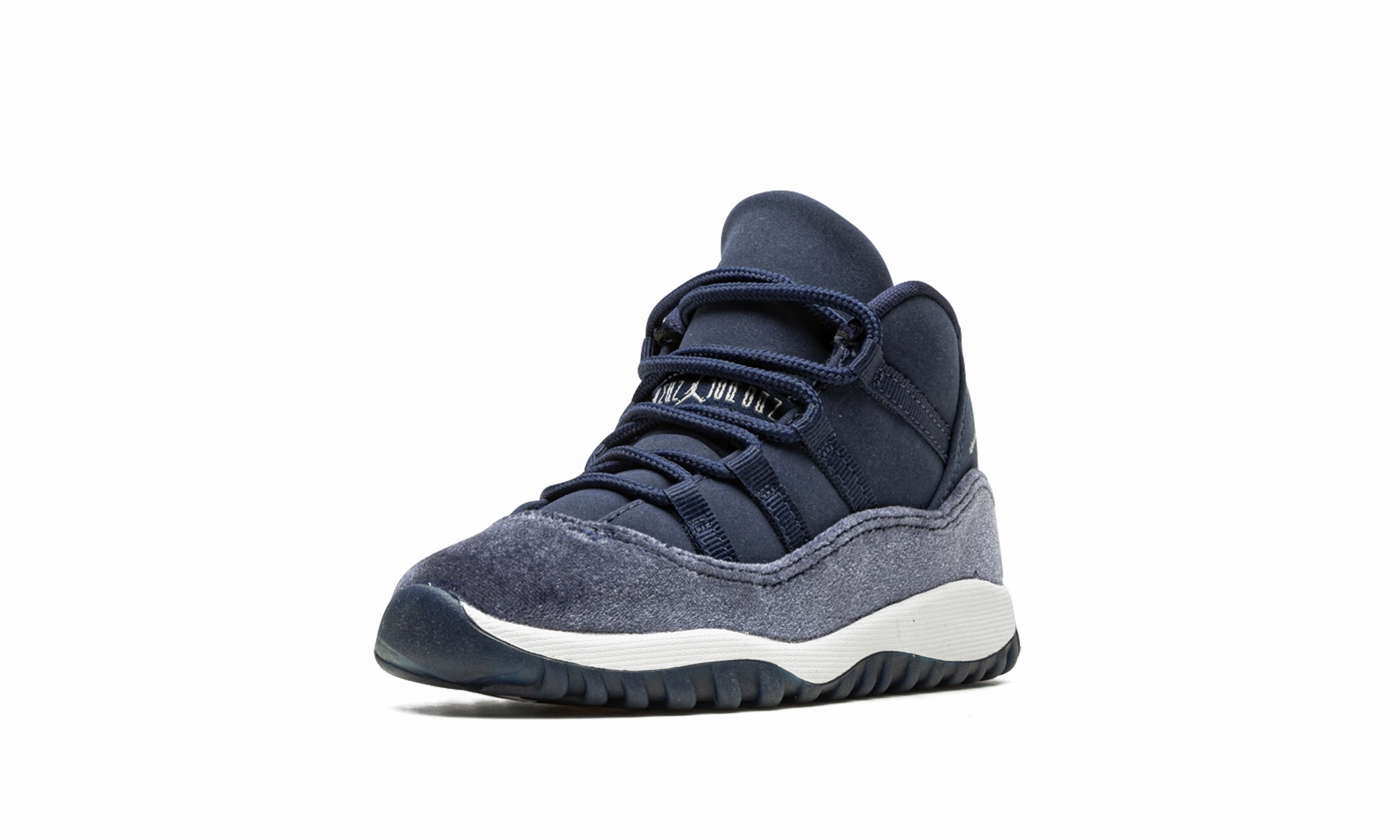 Hardware Detail Air Jordan 11 TD "Midnight Navy"