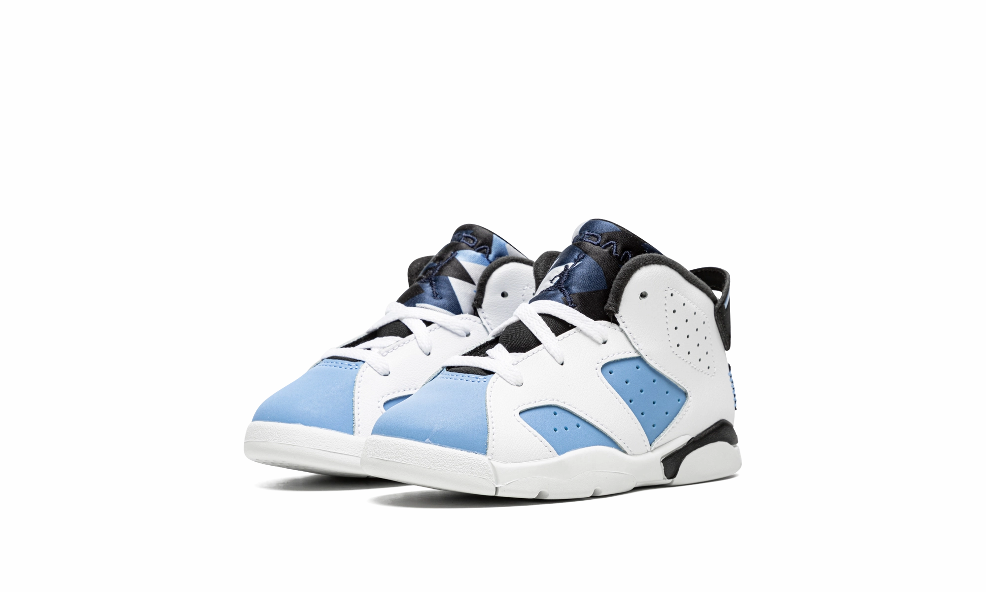 Air Jordan 6 Retro TD "UNC" Roll Handle Strap
