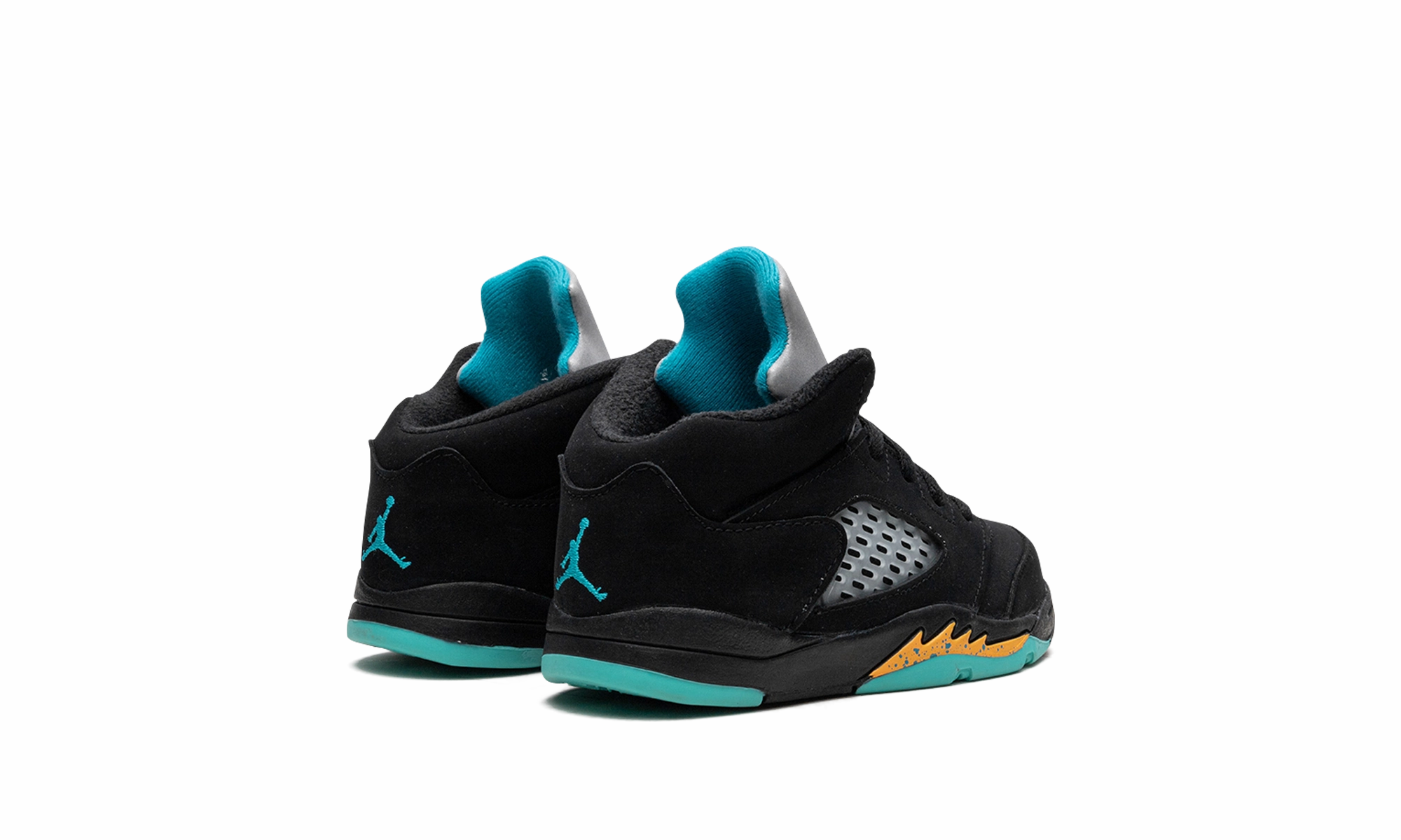 Versatile Everyday Style Air Jordan 5 TD "Aqua" Advanced Features