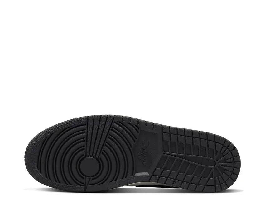 Air Jordan 1 Low OG "Mocha" Textile, Hardware Detail