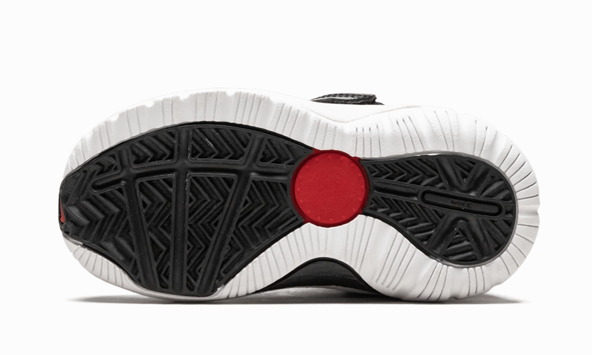 Lebron VII P.S. TD Trendy And Practical, Lightweight Design