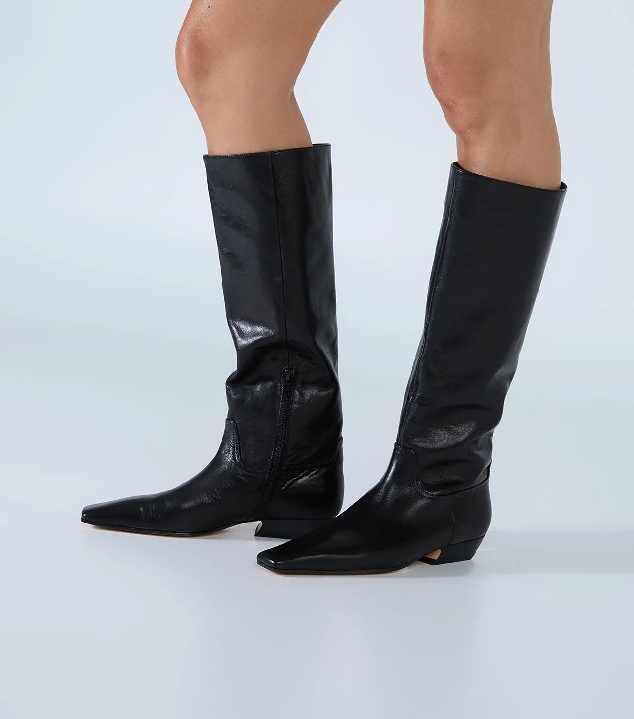 Ripley Black Vintage