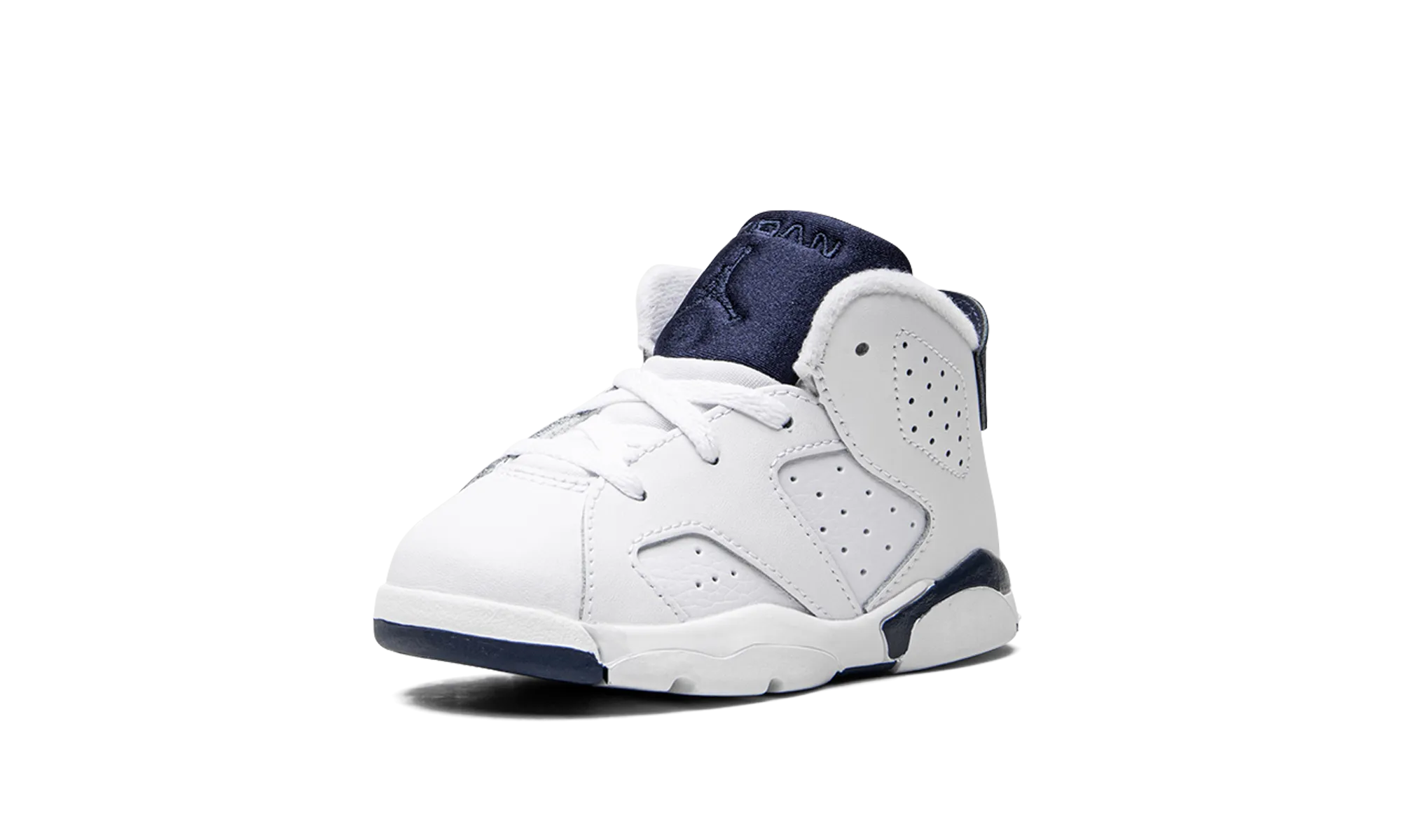 Next-Level Gear, On The Go Style Air Jordan 6 Retro TD "Midnight Navy 2022"