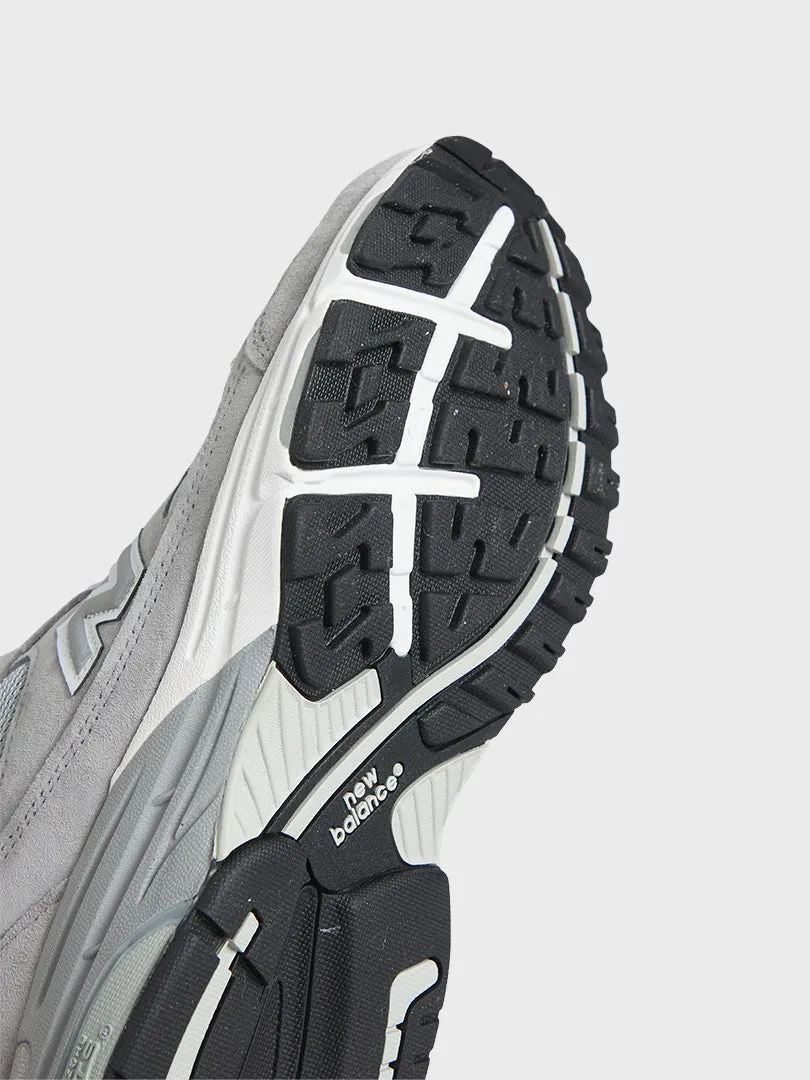 Lining, Canvas Tote With Zipper, Branded 993 Sneakers in Grey