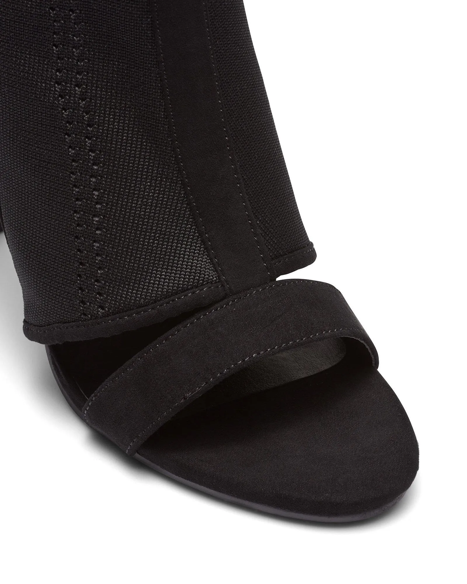 Strutt Black *FINAL SALE*