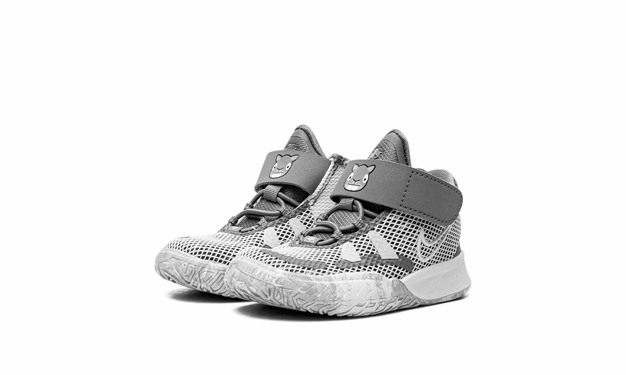 Start Shopping Now Kyrie 7 SE TD "Chip"