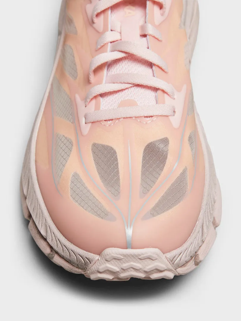 Lightweight Design, Shop The Look, MenS Travel Shoulder Bag U Mafate Speed 4 Lite Sneakers in Rose Tea and Rose Latte