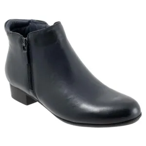 Trotters Major Navy Leather Bootie (Women's)