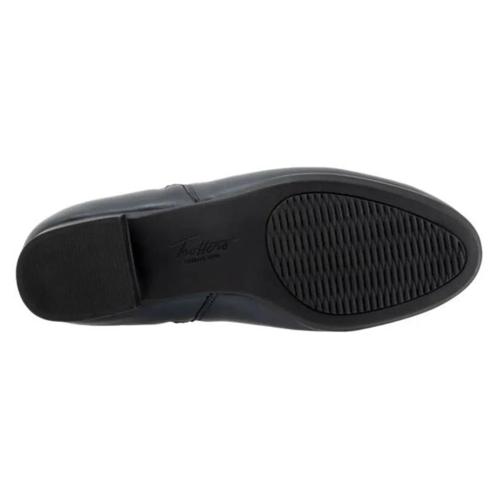 Trotters Major Navy Leather Bootie (Women's)