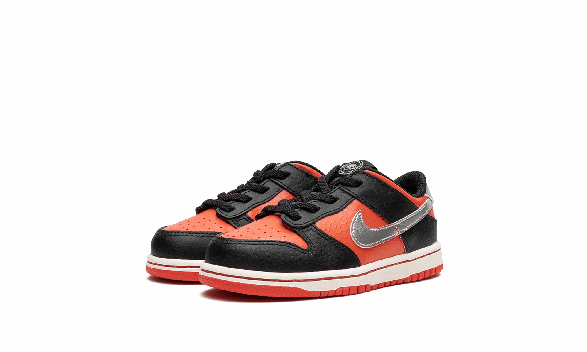 Bucket Bag For Summer Outings DUNK LOW TD "Martian" Built For The Long Haul