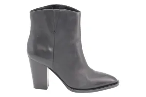 Vince Erving Ankle Boots in Black Leather