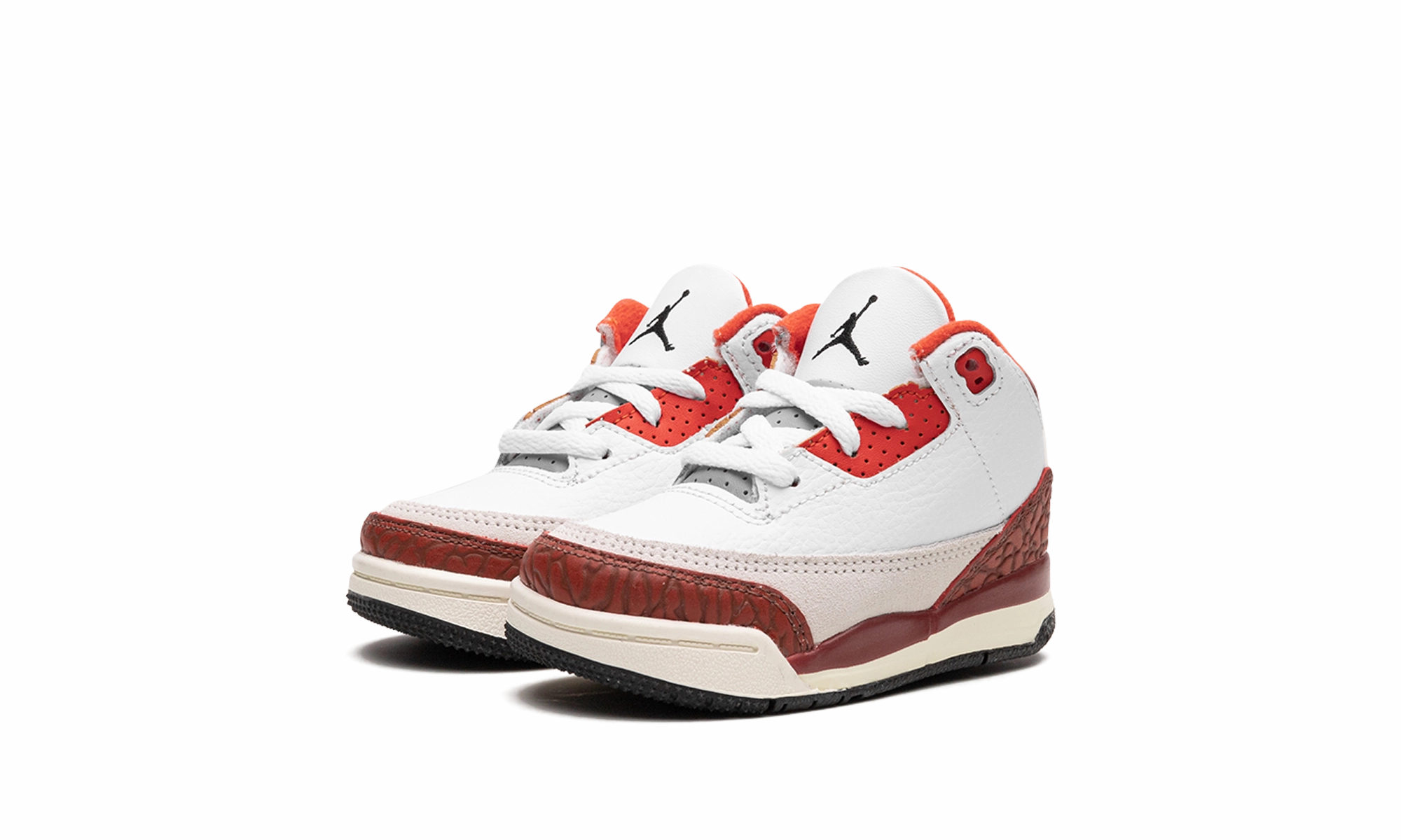 High-Speed Performance Air Jordan 3 TD "Dunk On Mars"