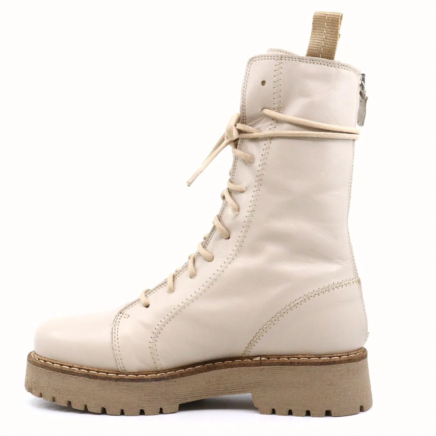 Women Scorpio Dreamer Boot In Crema
