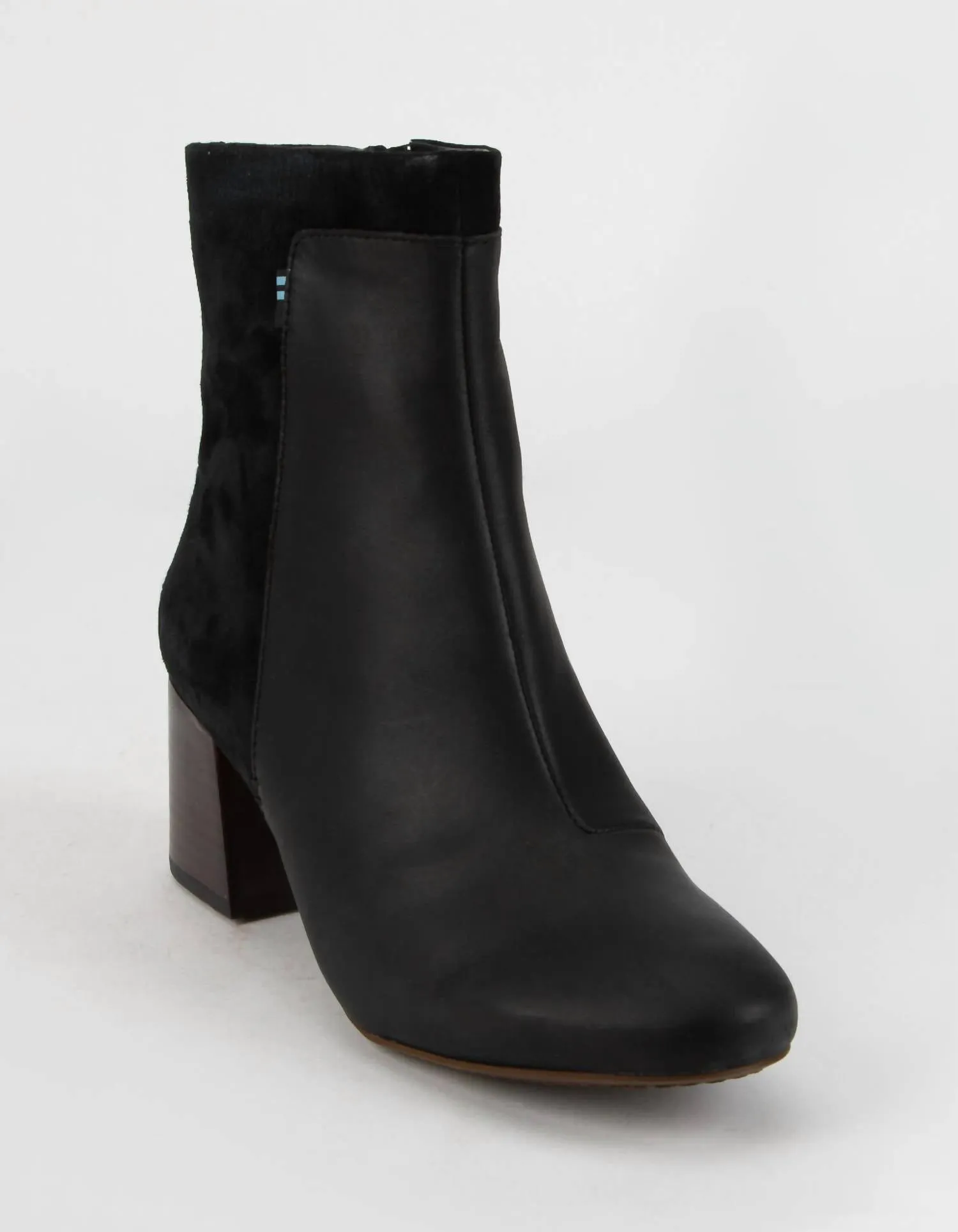 Women's Emmy Leather Booties In Black