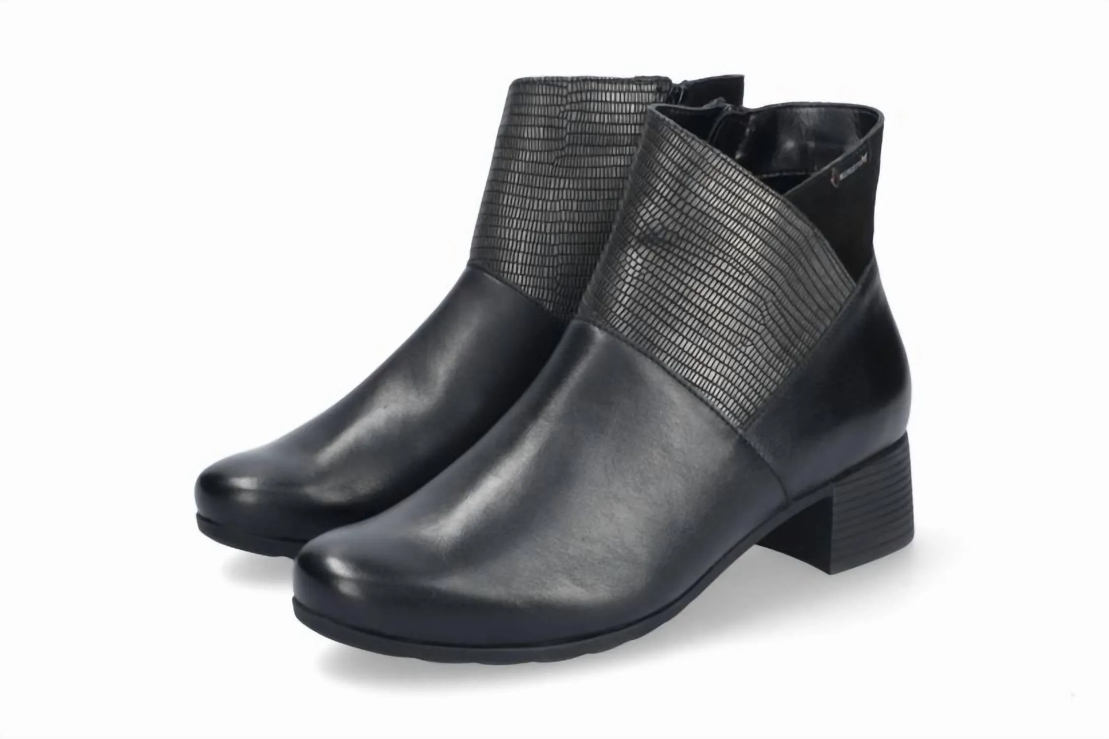 Women's Garita Sleek Boot In Black Silk