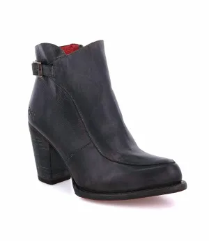Women's Isla Boots In Black