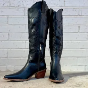 Women's Jessie's Girl Boots In Black