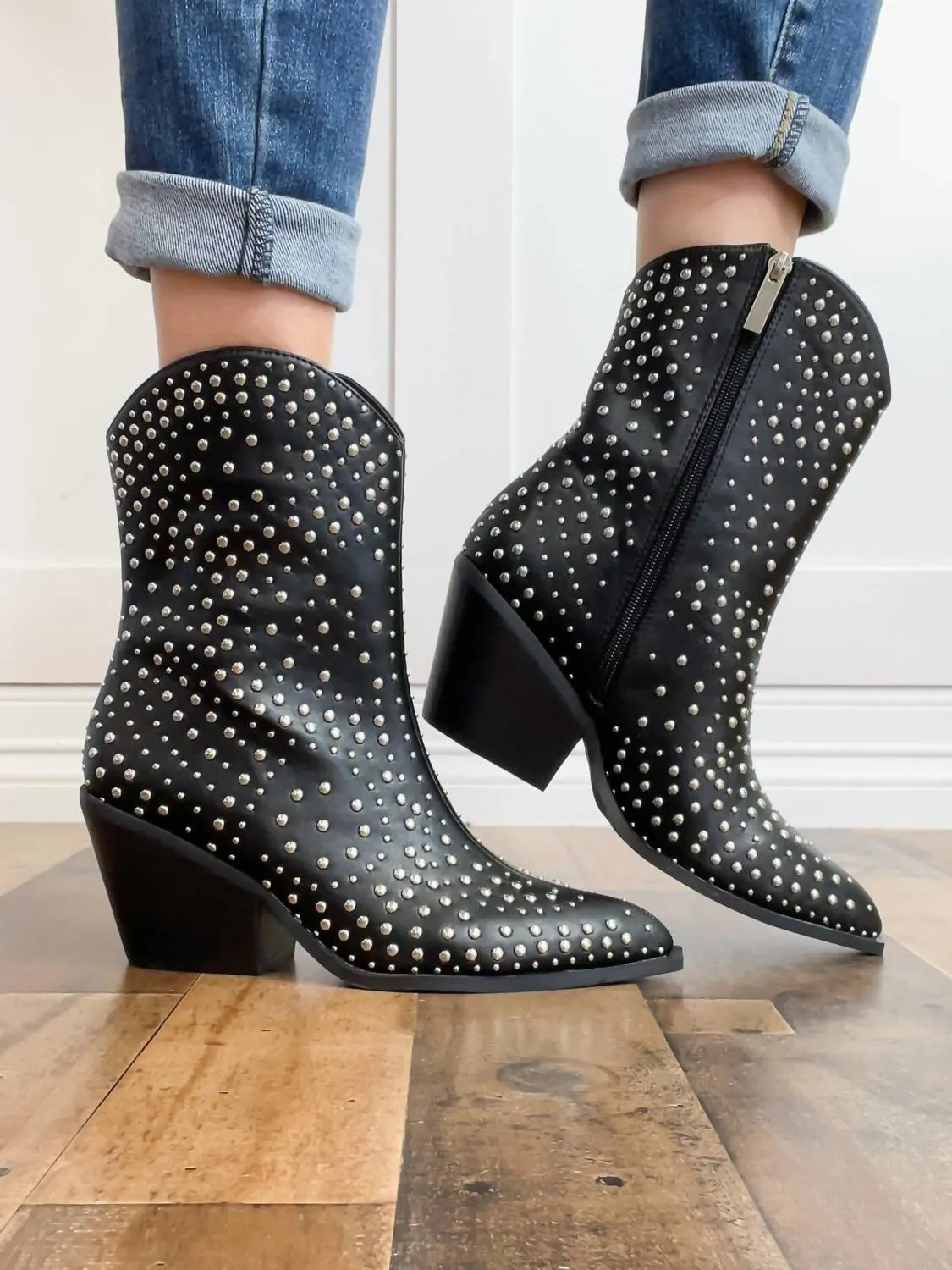 Women's Lowlights Boots In Black
